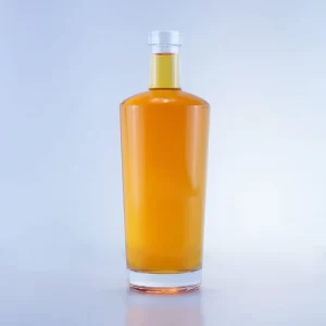 111-700ml hot sale super flint transparent gin glass bottle